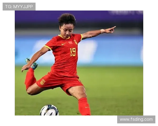 中国女足迎战韩国女足王霜金坤邵子钦先发张琳艳替补待命